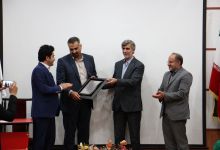 گزارش تصویری ازهمایش سم،ارگانیک،تراریخته با حضور دکتر قره یاضی و دکتر تولایی دردانشگاه